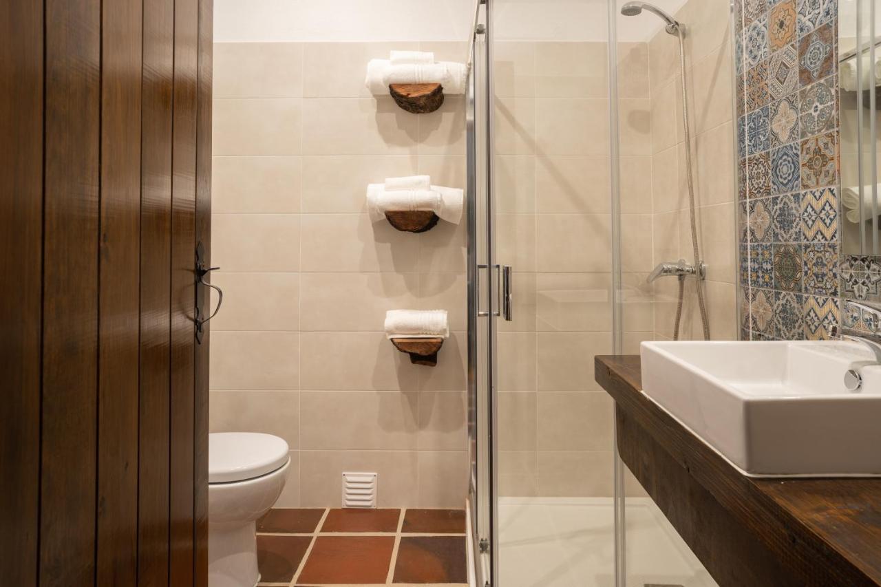 Vila Fernando  Escola Do Fado Bed & Breakfast エクステリア 写真